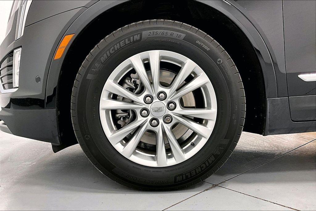 used 2021 Cadillac XT5 car, priced at $26,100