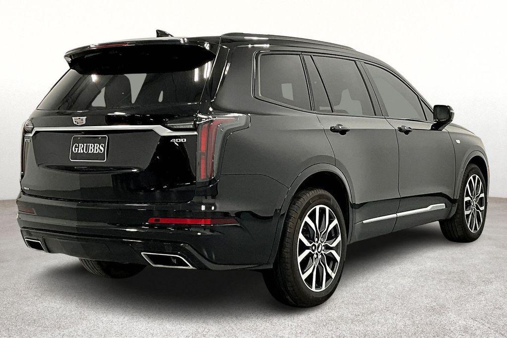 used 2024 Cadillac XT6 car, priced at $43,000