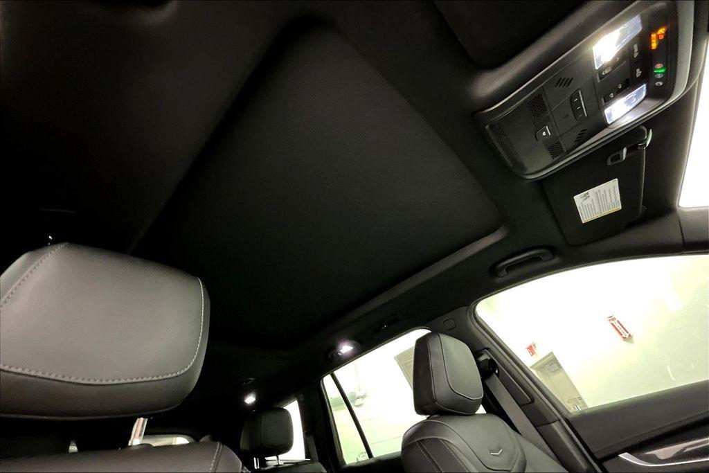 used 2024 Cadillac XT6 car, priced at $43,000