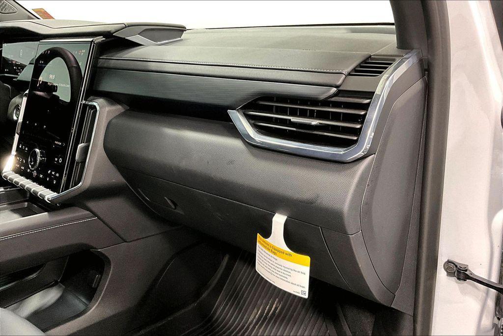 new 2026 GMC Acadia car, priced at $51,618