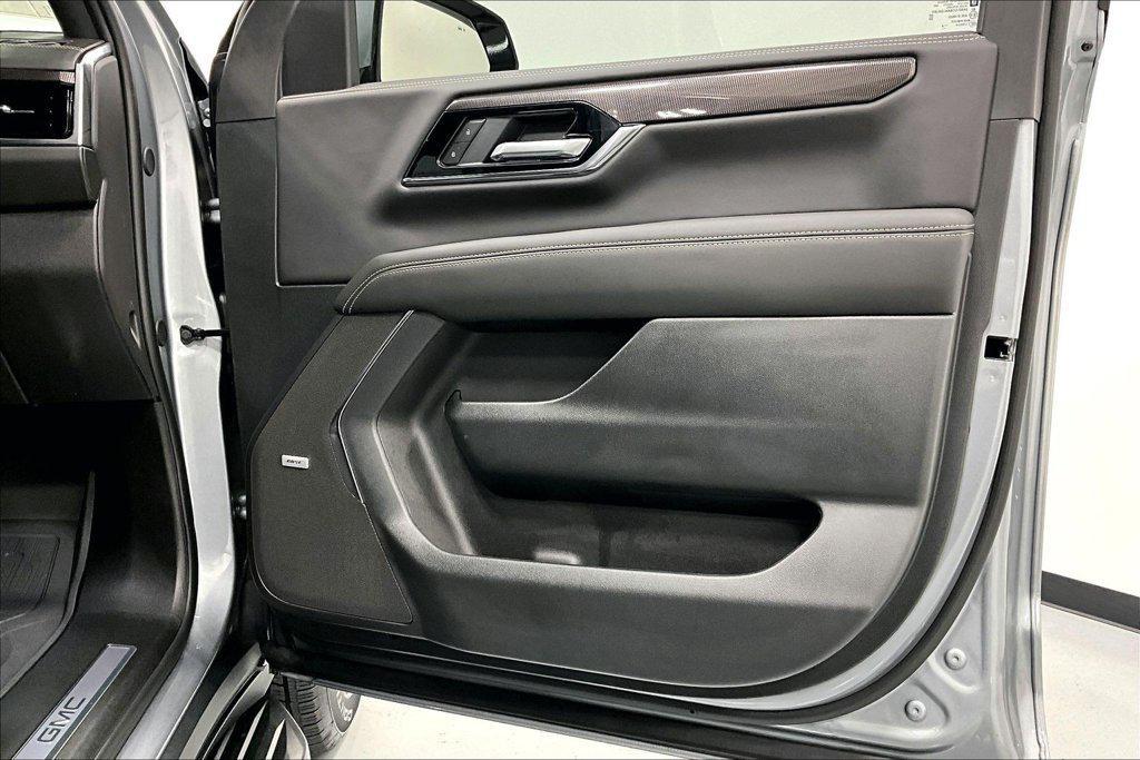 new 2027 GMC Yukon car, priced at $84,000
