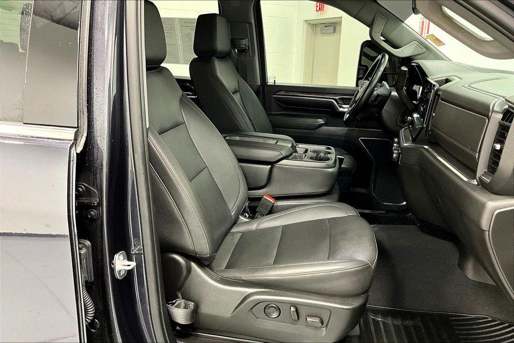 used 2024 Chevrolet Silverado 2500 car, priced at $58,000