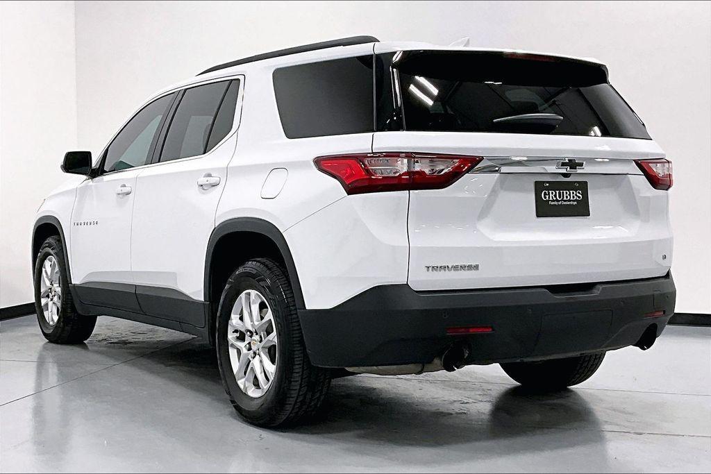 used 2021 Chevrolet Traverse car, priced at $21,000