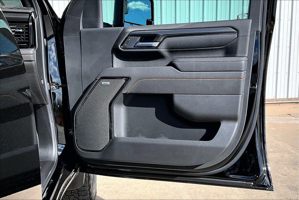 new 2026 GMC Sierra 2500 car, priced at $85,196