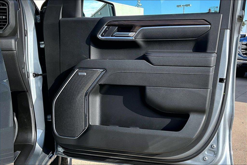 new 2026 GMC Sierra 1500 car, priced at $62,198