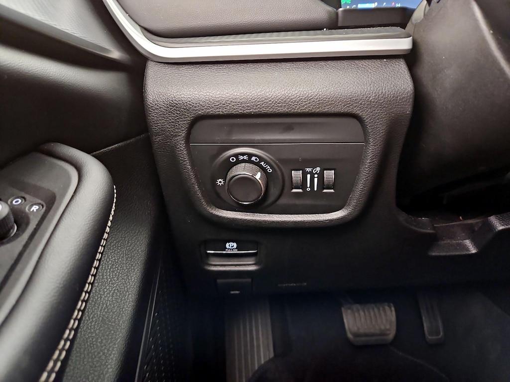 used 2024 Jeep Grand Cherokee car, priced at $30,998