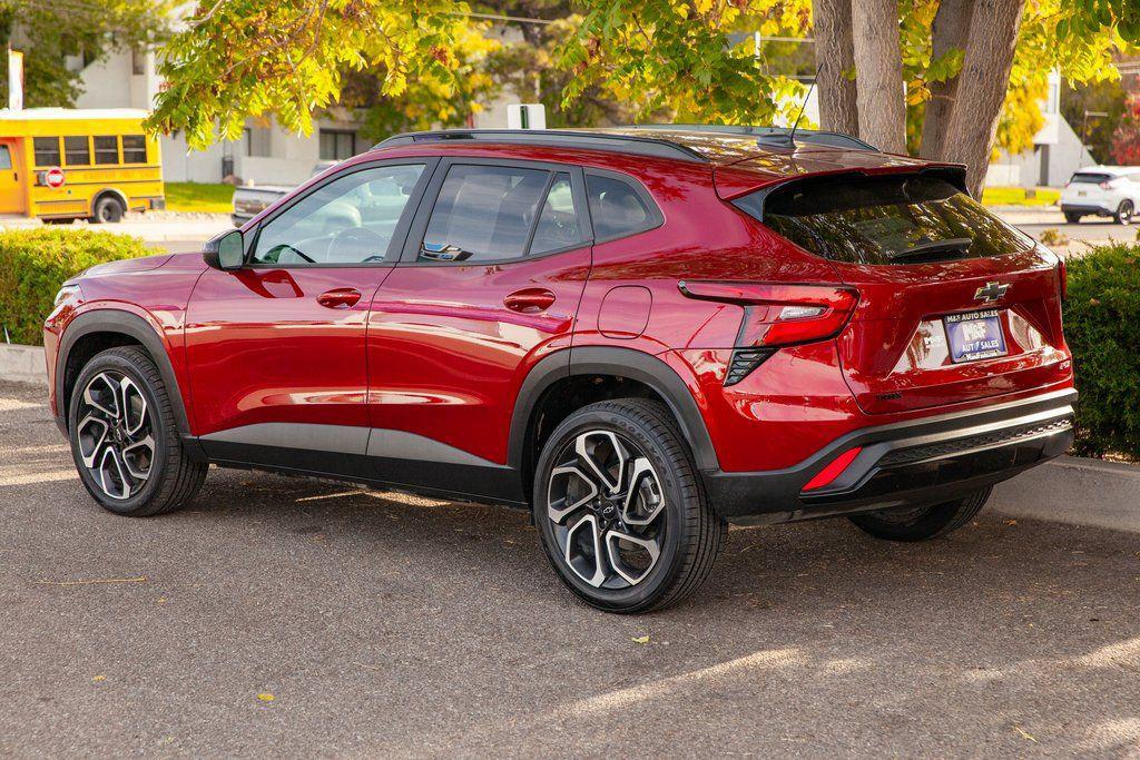 used 2025 Chevrolet Trax car, priced at $19,950