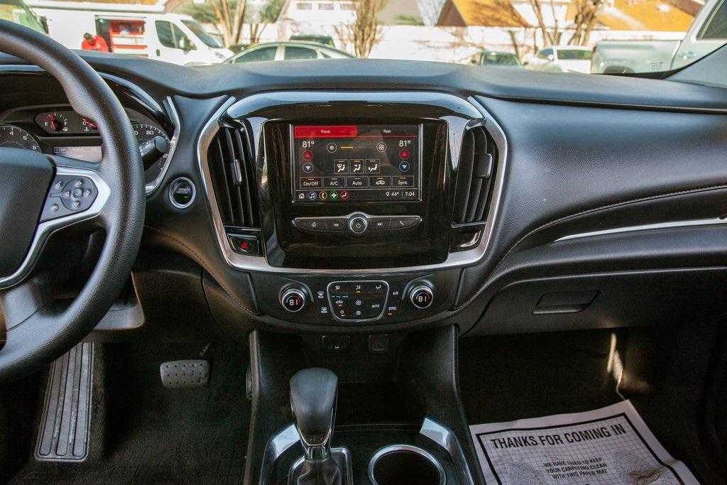 used 2021 Chevrolet Traverse car, priced at $18,700
