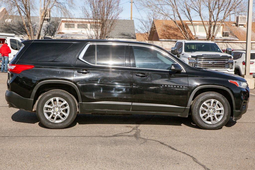 used 2021 Chevrolet Traverse car, priced at $18,700