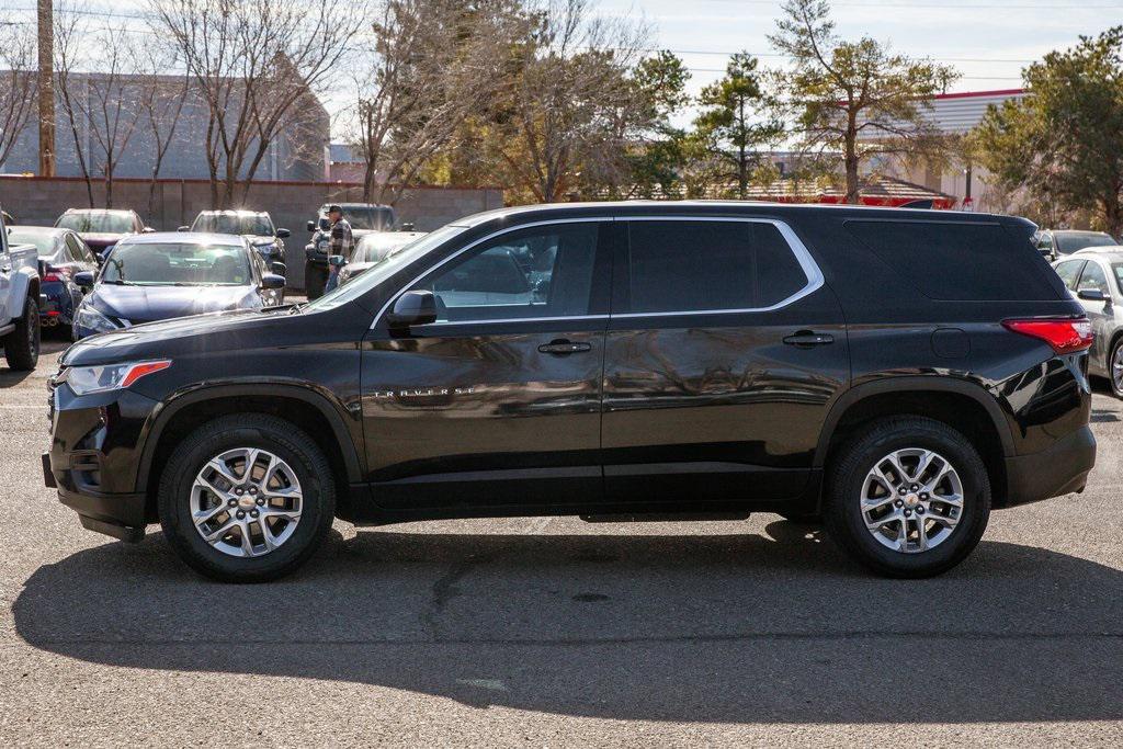 used 2021 Chevrolet Traverse car, priced at $18,700