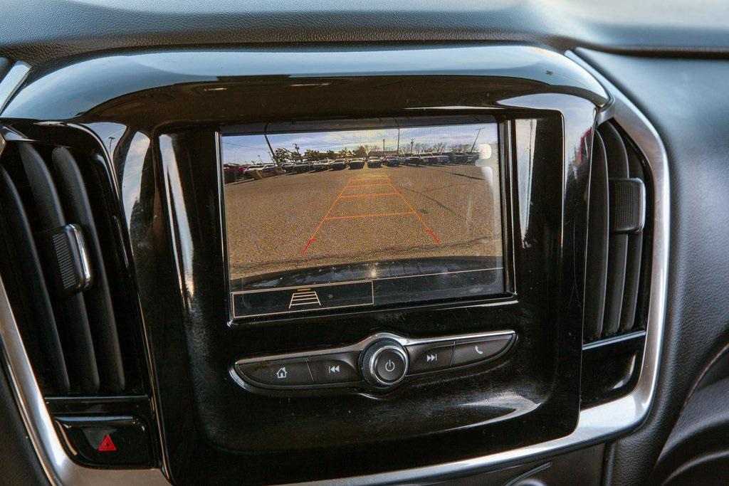 used 2021 Chevrolet Traverse car, priced at $18,700