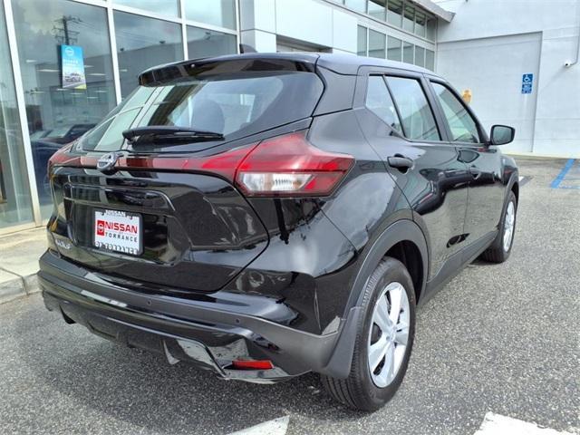 new 2025 Nissan Kicks Play car, priced at $23,257