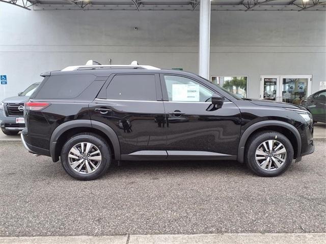 new 2025 Nissan Pathfinder car, priced at $37,821