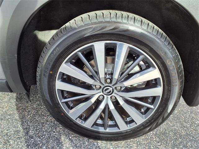 used 2022 Nissan Pathfinder car, priced at $28,497