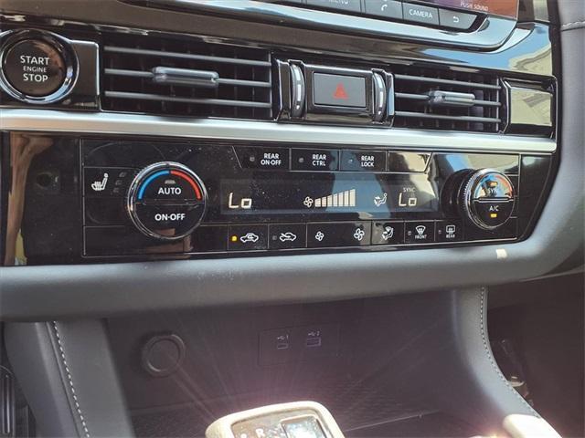 new 2025 Nissan Pathfinder car, priced at $36,696