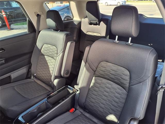 new 2025 Nissan Pathfinder car, priced at $36,696