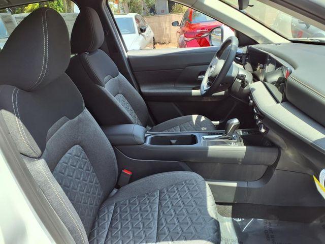 new 2025 Nissan Kicks car, priced at $28,399