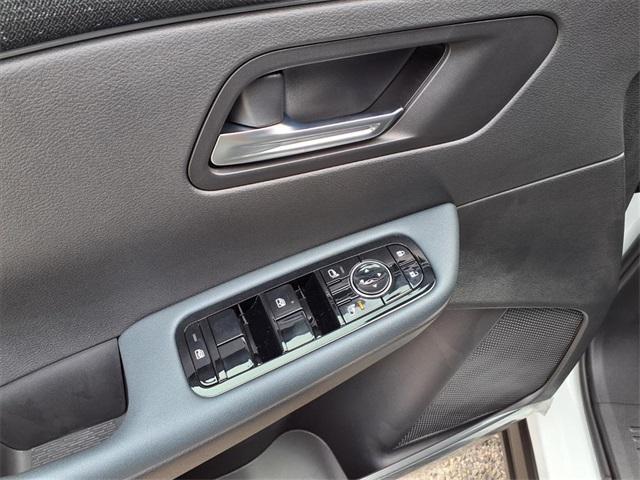 new 2026 Nissan Leaf car, priced at $38,535