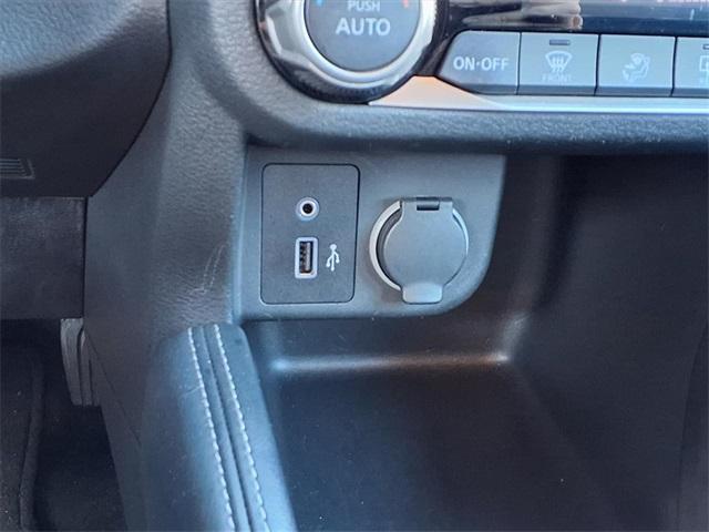 used 2020 Nissan Kicks car