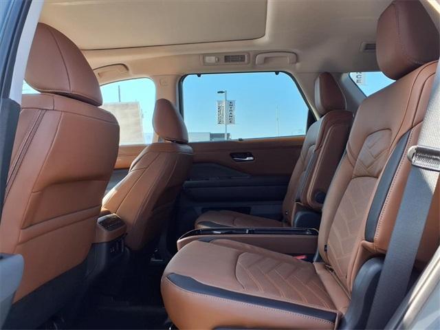 new 2025 Nissan Pathfinder car, priced at $45,155