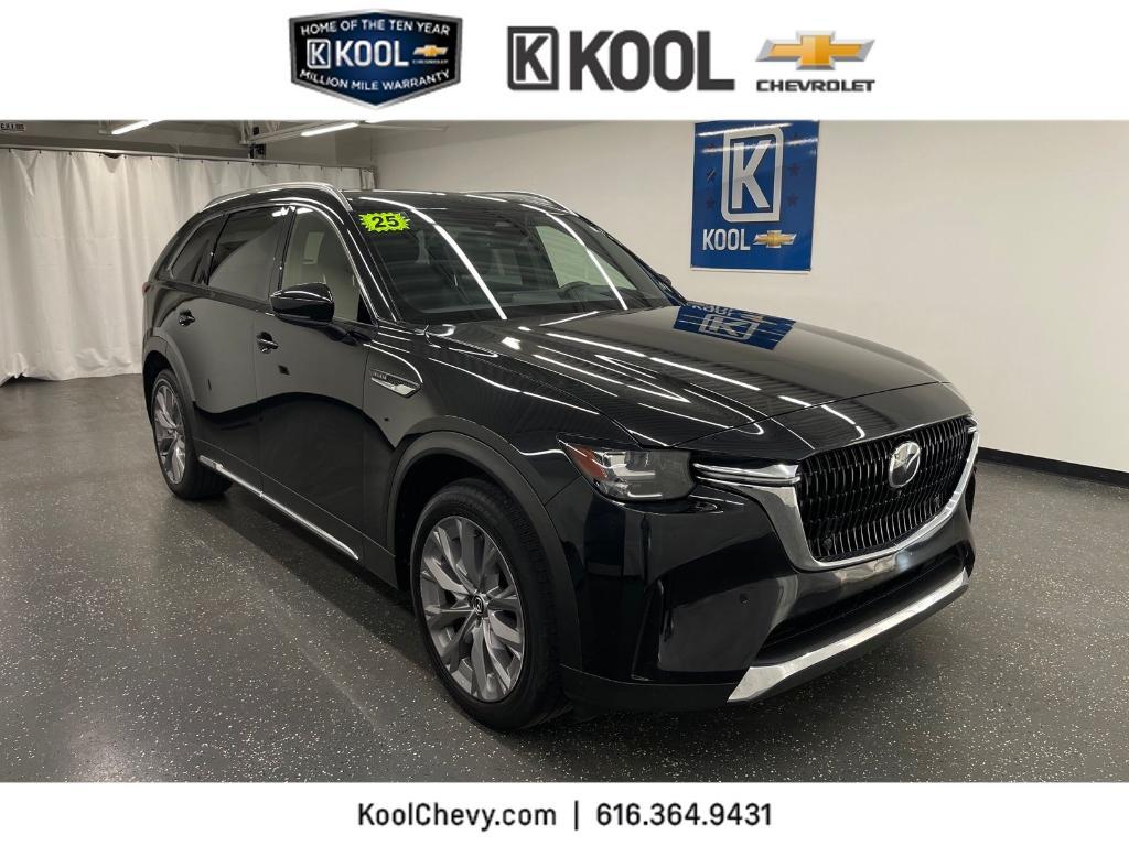 used 2025 Mazda CX-90 car, priced at $38,500