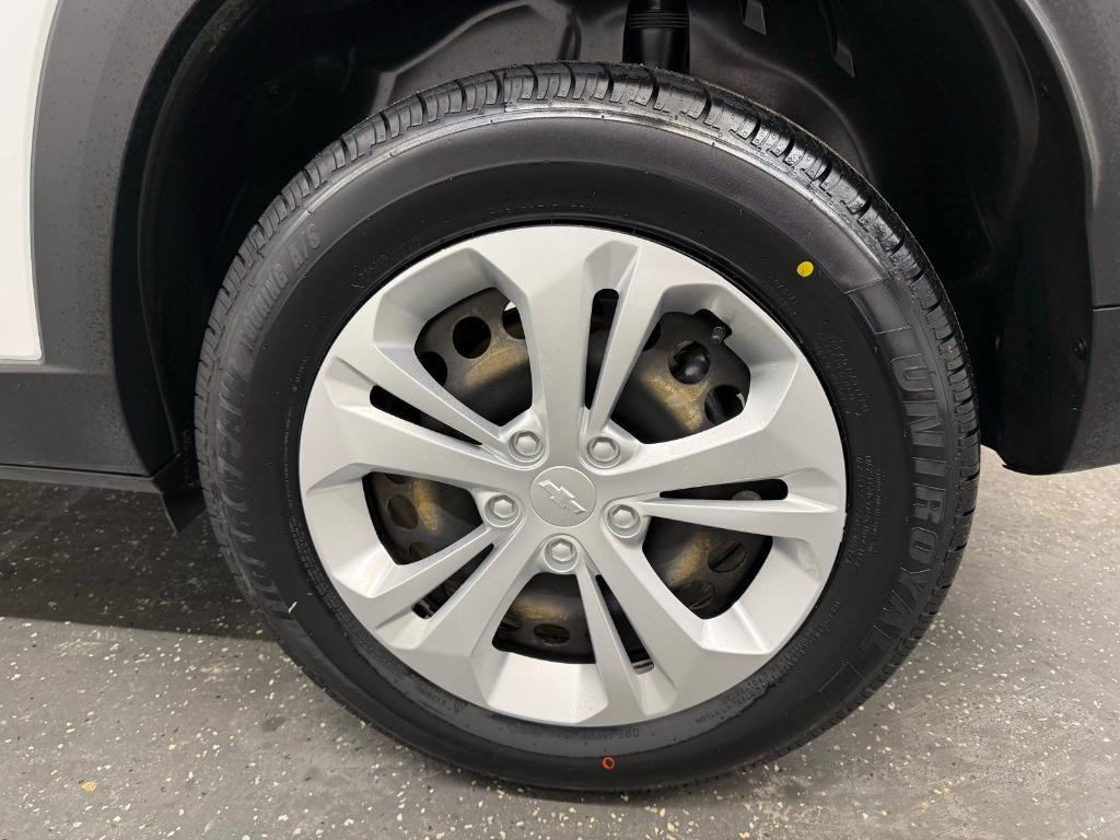 used 2024 Chevrolet Trax car, priced at $18,500