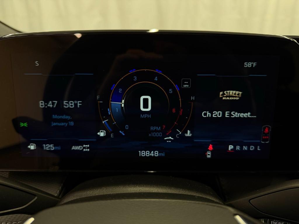 used 2025 Chevrolet Equinox car, priced at $27,000