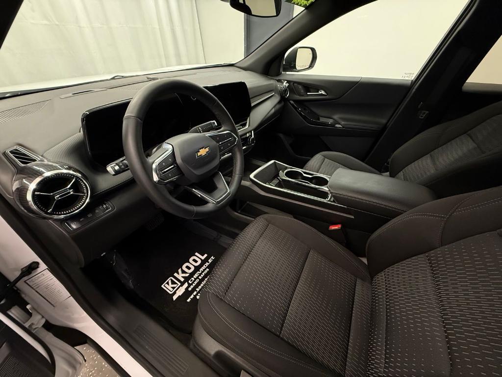 used 2025 Chevrolet Equinox car, priced at $27,000