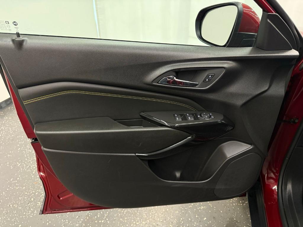 used 2025 Chevrolet Trax car, priced at $21,000