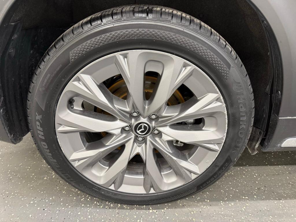 used 2025 Mazda CX-90 car, priced at $39,000