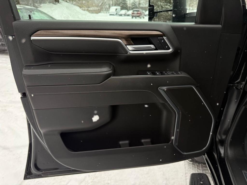 used 2025 Chevrolet Silverado 2500 car, priced at $53,500