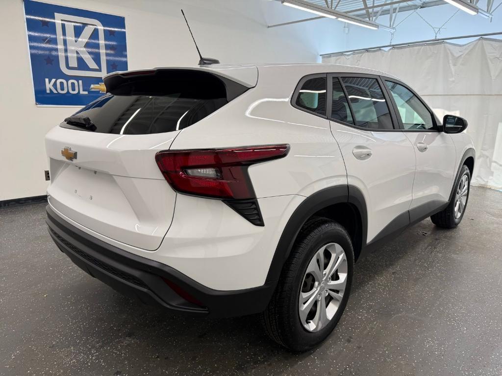 used 2024 Chevrolet Trax car, priced at $18,500