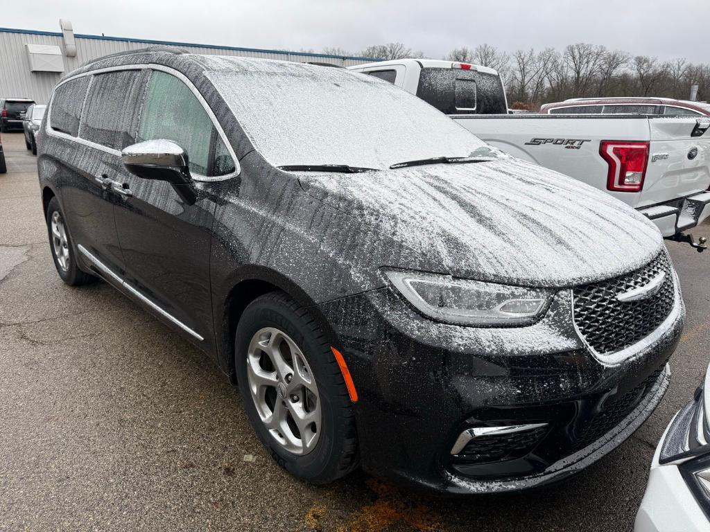 used 2022 Chrysler Pacifica car, priced at $27,000