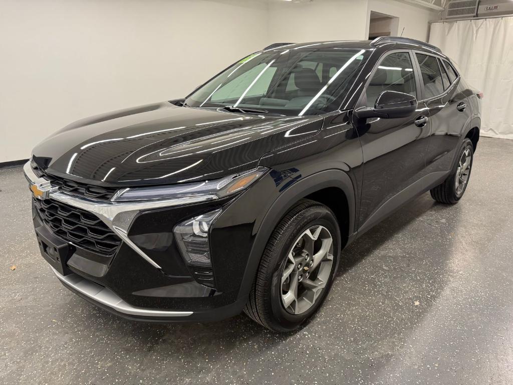 used 2025 Chevrolet Trax car, priced at $21,500