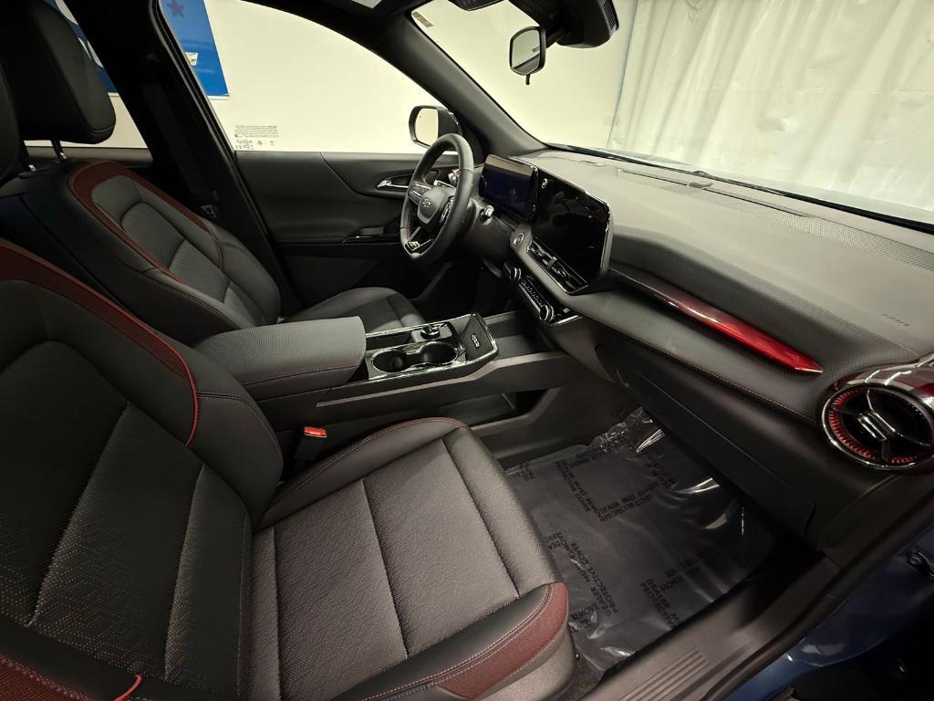 used 2025 Chevrolet Equinox car, priced at $32,000