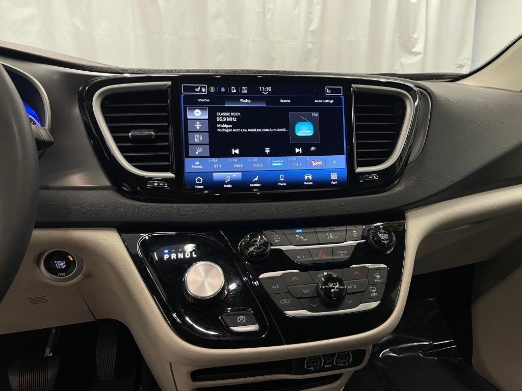 used 2024 Chrysler Pacifica car, priced at $28,500