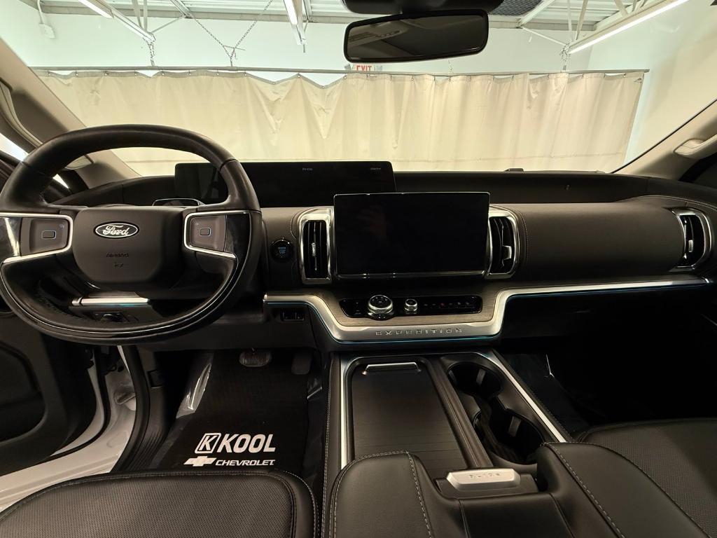 used 2025 Ford Expedition Max car, priced at $64,500