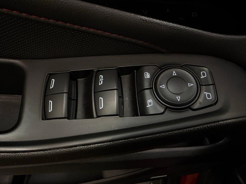 used 2023 Chevrolet Traverse car, priced at $36,000