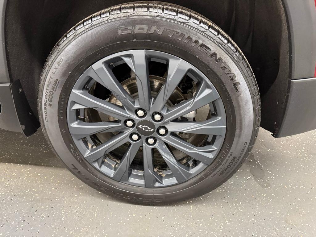 used 2023 Chevrolet Traverse car, priced at $36,000