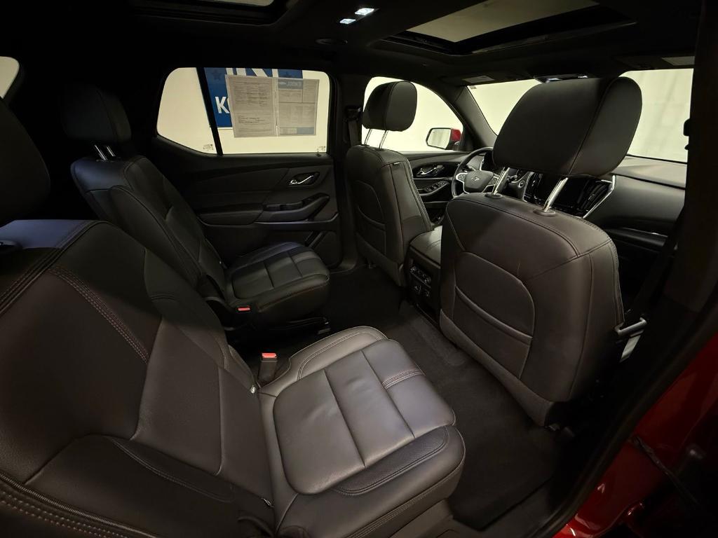 used 2023 Chevrolet Traverse car, priced at $36,000