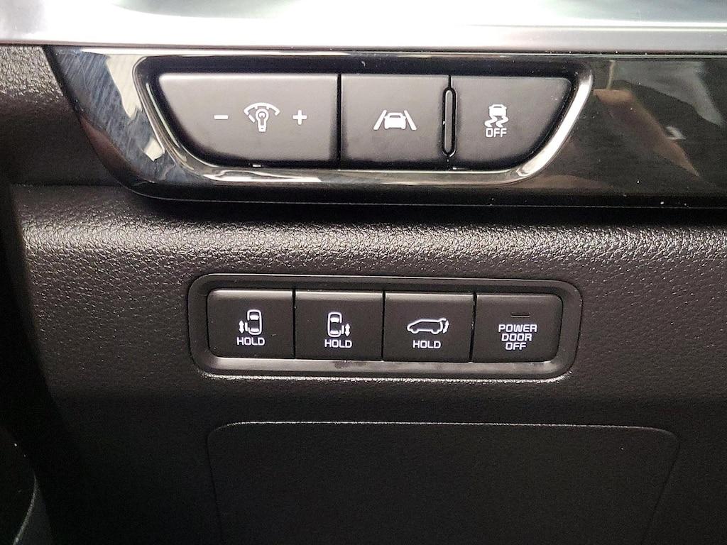 used 2024 Kia Carnival car, priced at $41,998