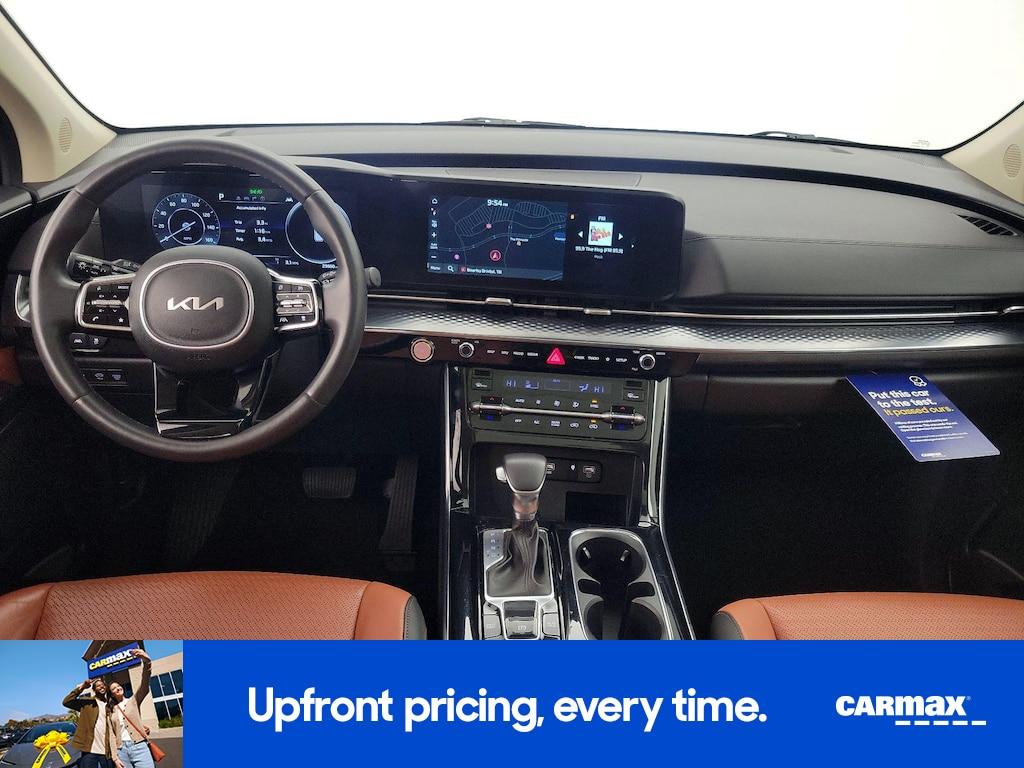 used 2024 Kia Carnival car, priced at $41,998