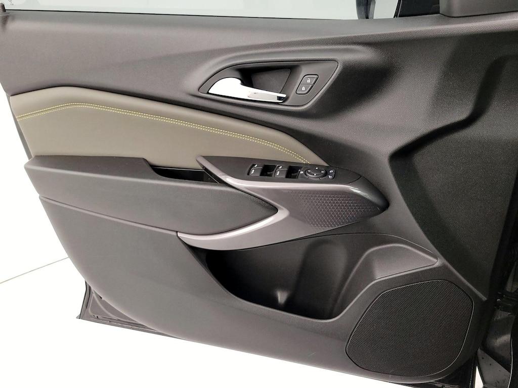 used 2024 Chevrolet Trax car, priced at $22,998