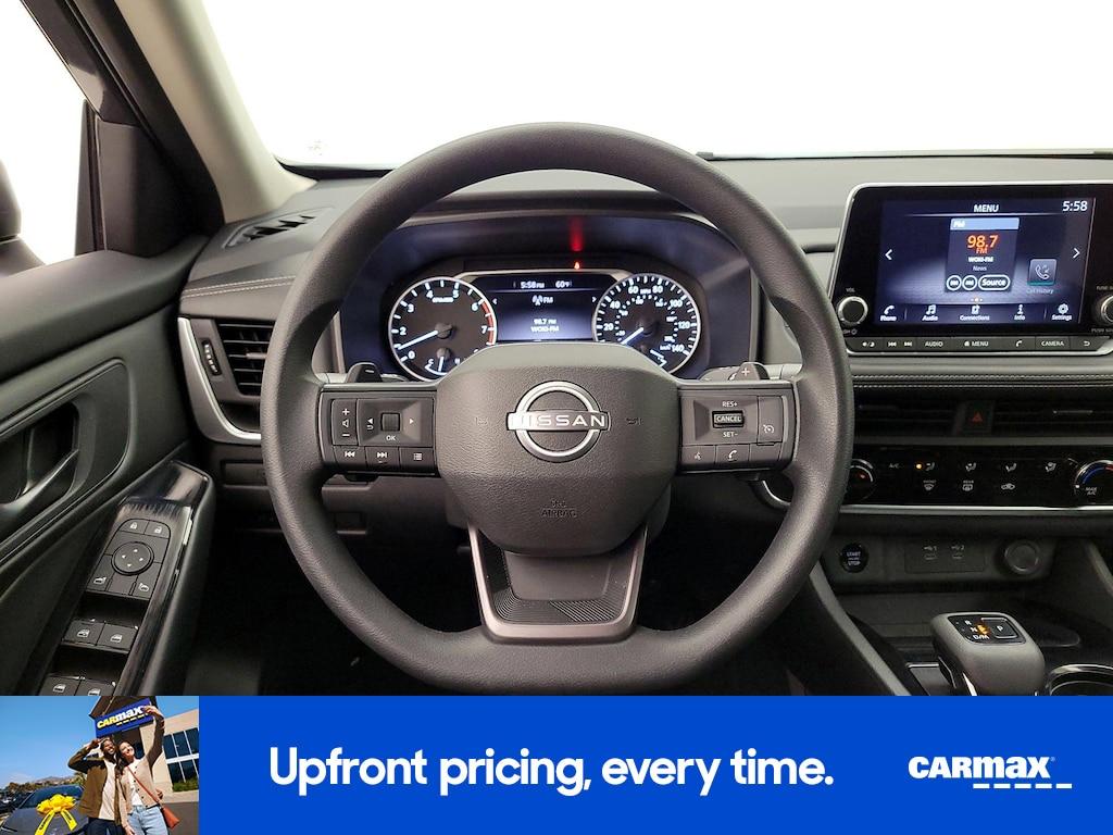 used 2025 Nissan Rogue car, priced at $25,998