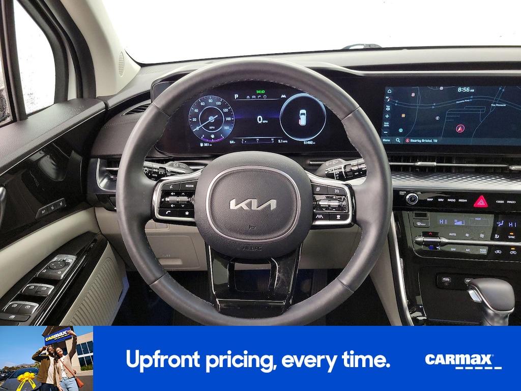 used 2024 Kia Carnival car, priced at $39,998