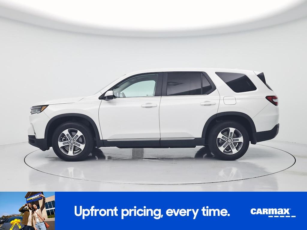 used 2025 Honda Pilot car, priced at $42,998