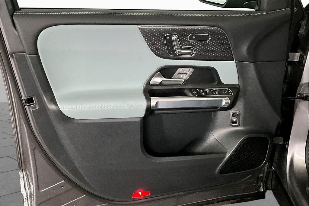 new 2026 Mercedes-Benz GLB 250 car, priced at $53,250