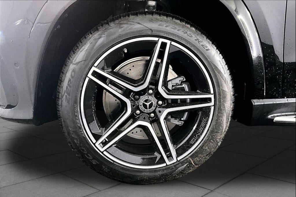new 2026 Mercedes-Benz GLS 450 car, priced at $100,305