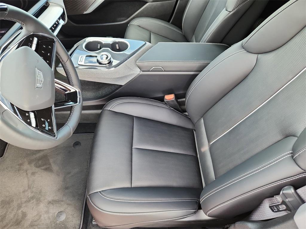 new 2026 Cadillac OPTIQ car