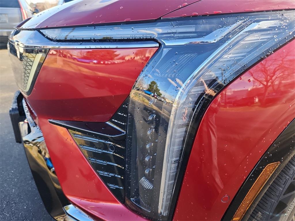 new 2026 Cadillac OPTIQ car